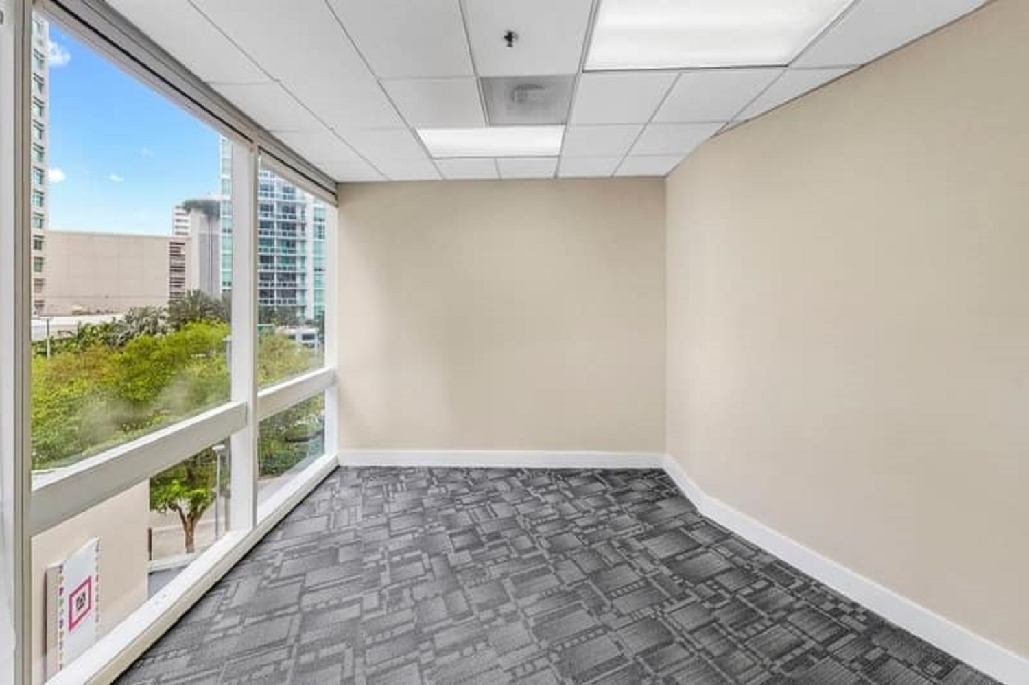 Before-Commercial-Virtual-Staging