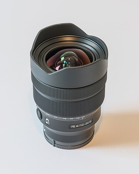 File:Sony FE 12-24 zoom lens.jpg