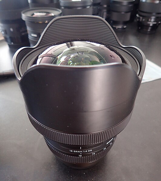 File:Sigma 12-24mm F4 DG HSM Art.jpg