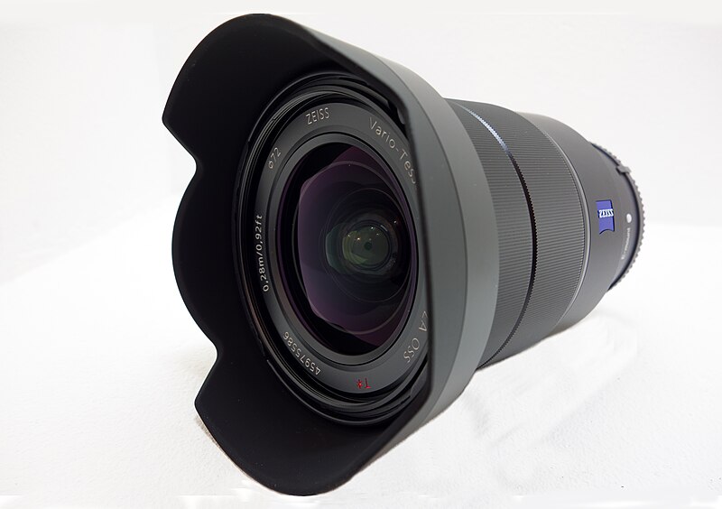 File:Sony FE 16-35mm F4 ZA OSS.jpg