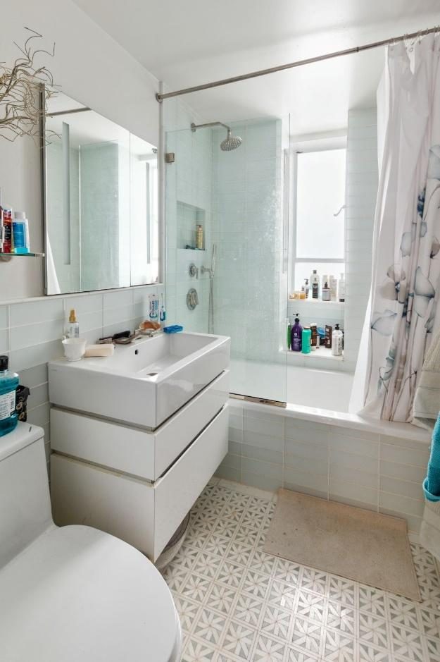 before bathroom staging